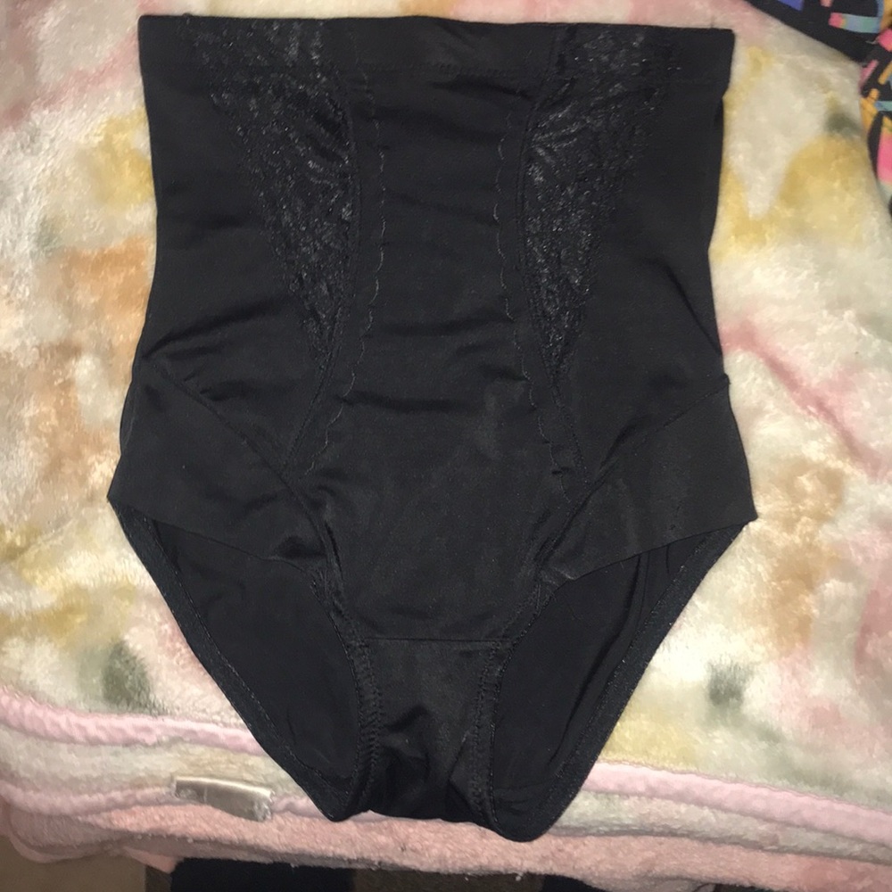 Waist shaper